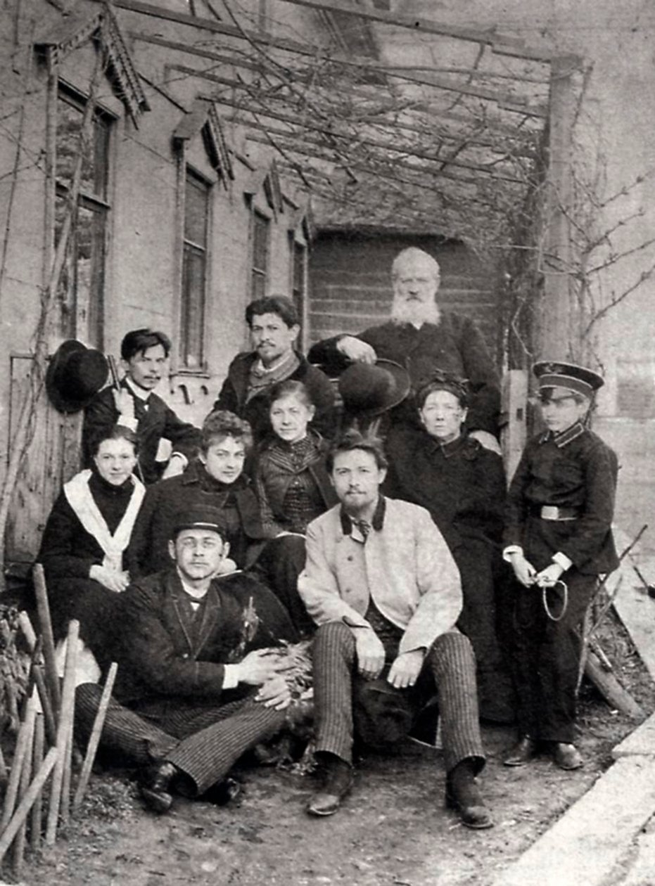 Autor russo Anton Chekhov com família e amigos, 1890 de Unbekannt