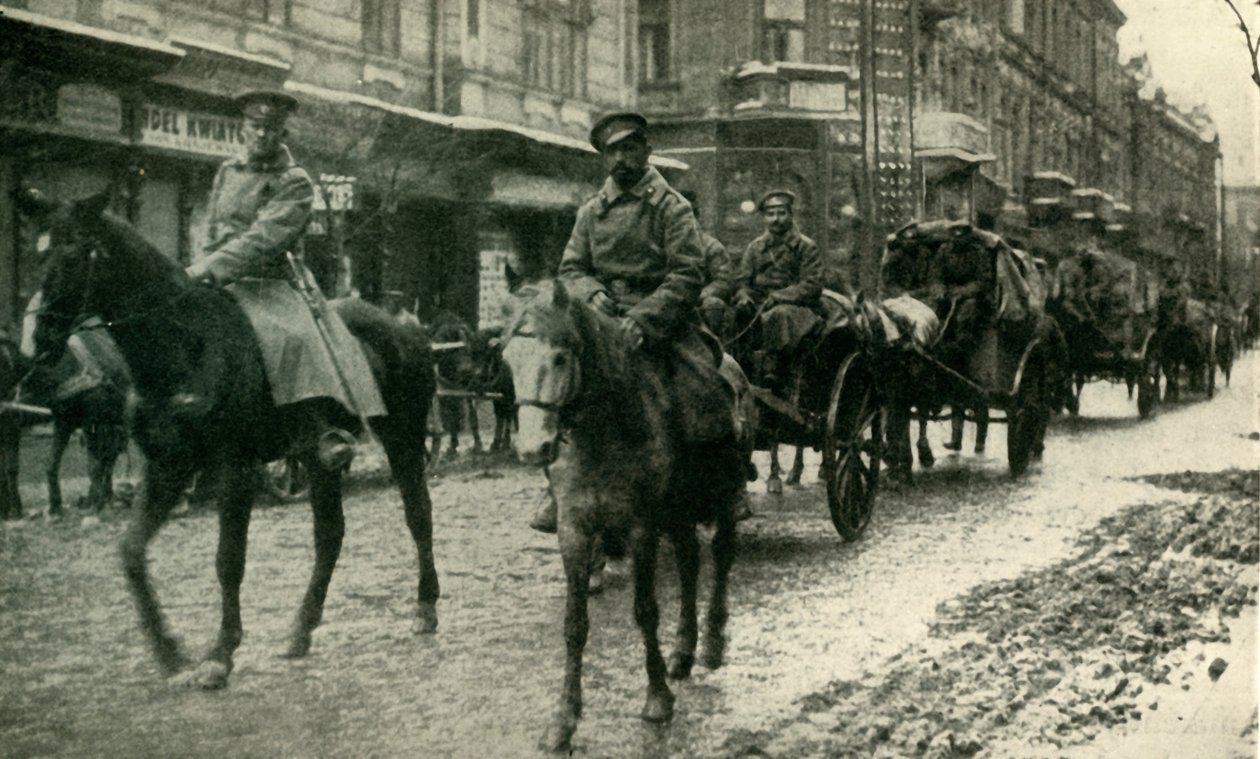 Coluna de suprimentos russa em Przemysl, março de 1915, c1920. de Unbekannt