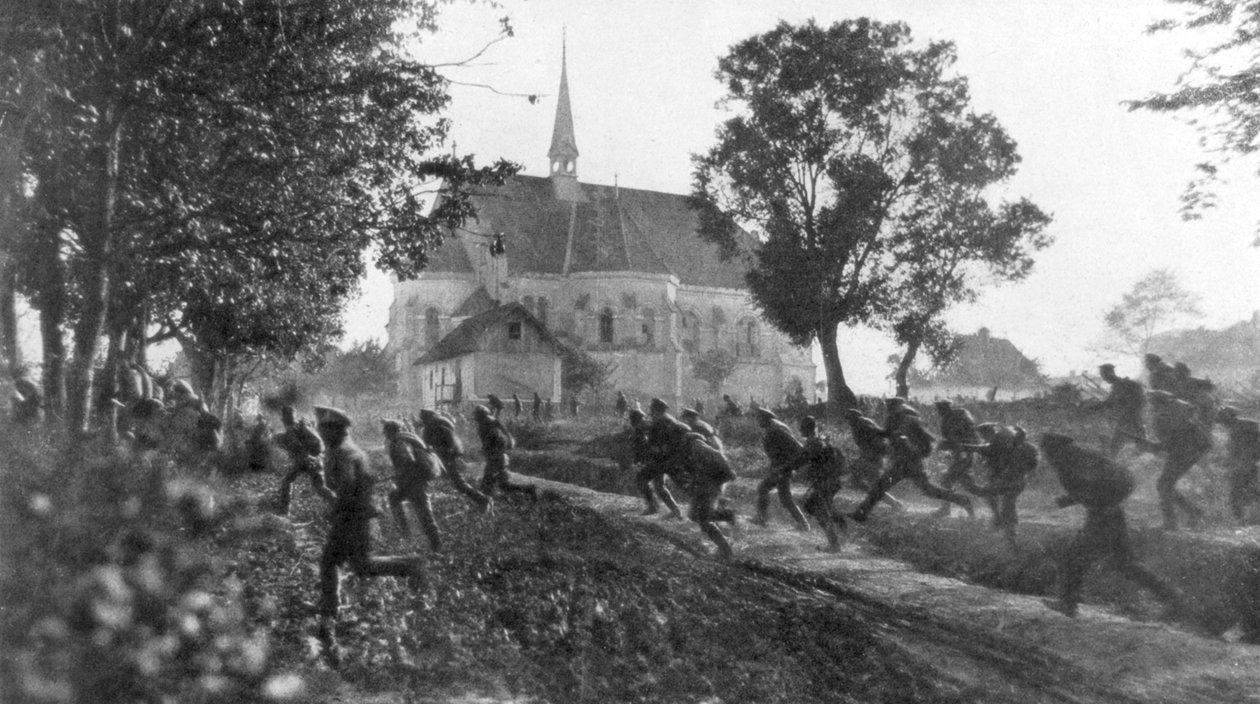Tropas russas recuando em desordem, Ternopil, Ucrânia, Primeira Guerra Mundial, 1º de julho de 1917 de Unbekannt