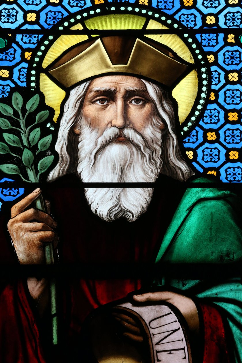 Igreja do Sagrado Coração. Janela de vidro manchado. Isaías foi o profeta judeu do século VIII a.C. que deu seu nome ao Livro de Isaías, 20160604, Moulins, França. de Unbekannt