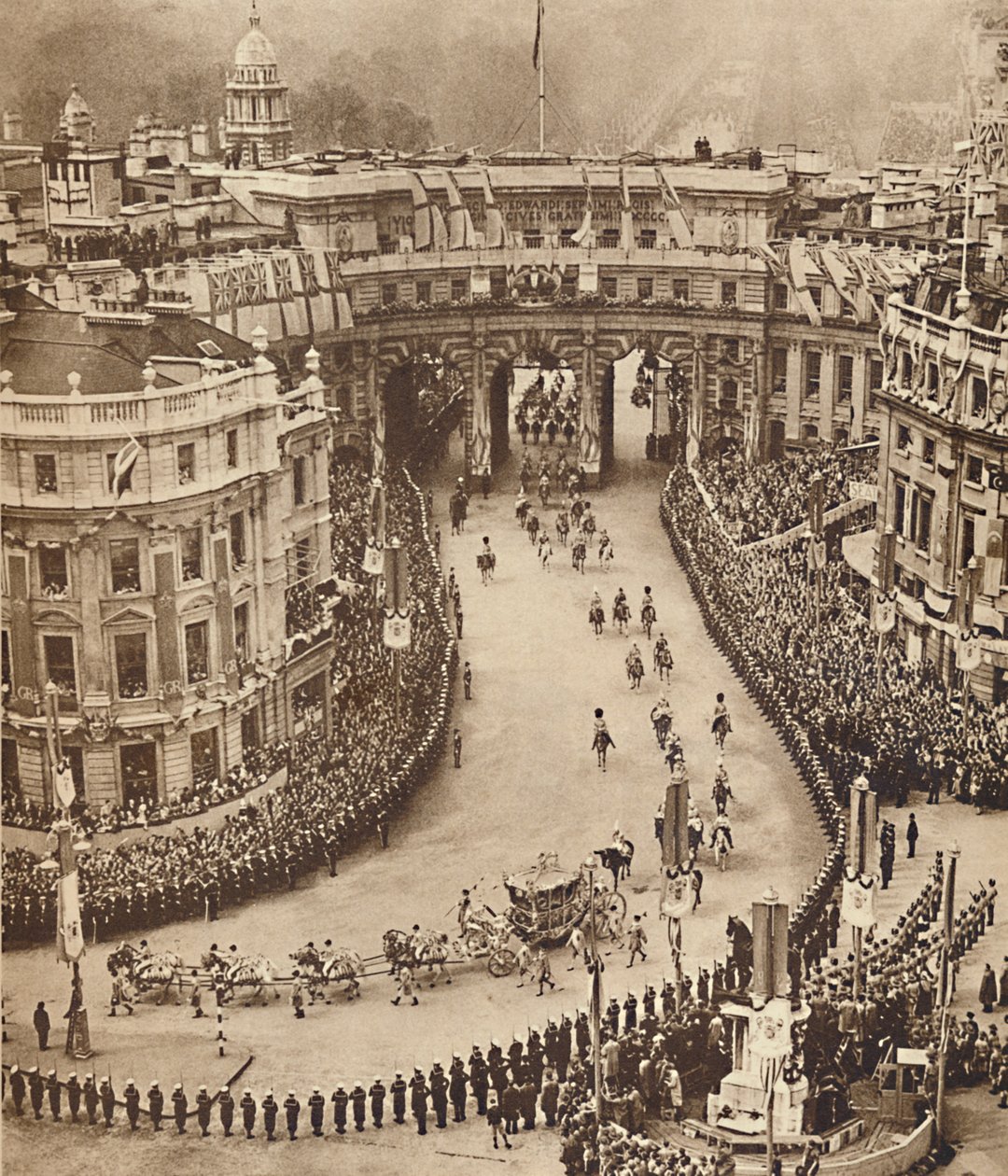 Linha de marinheiros A rota em Trafalgar Square, 12 de maio de 1937 de Unbekannt