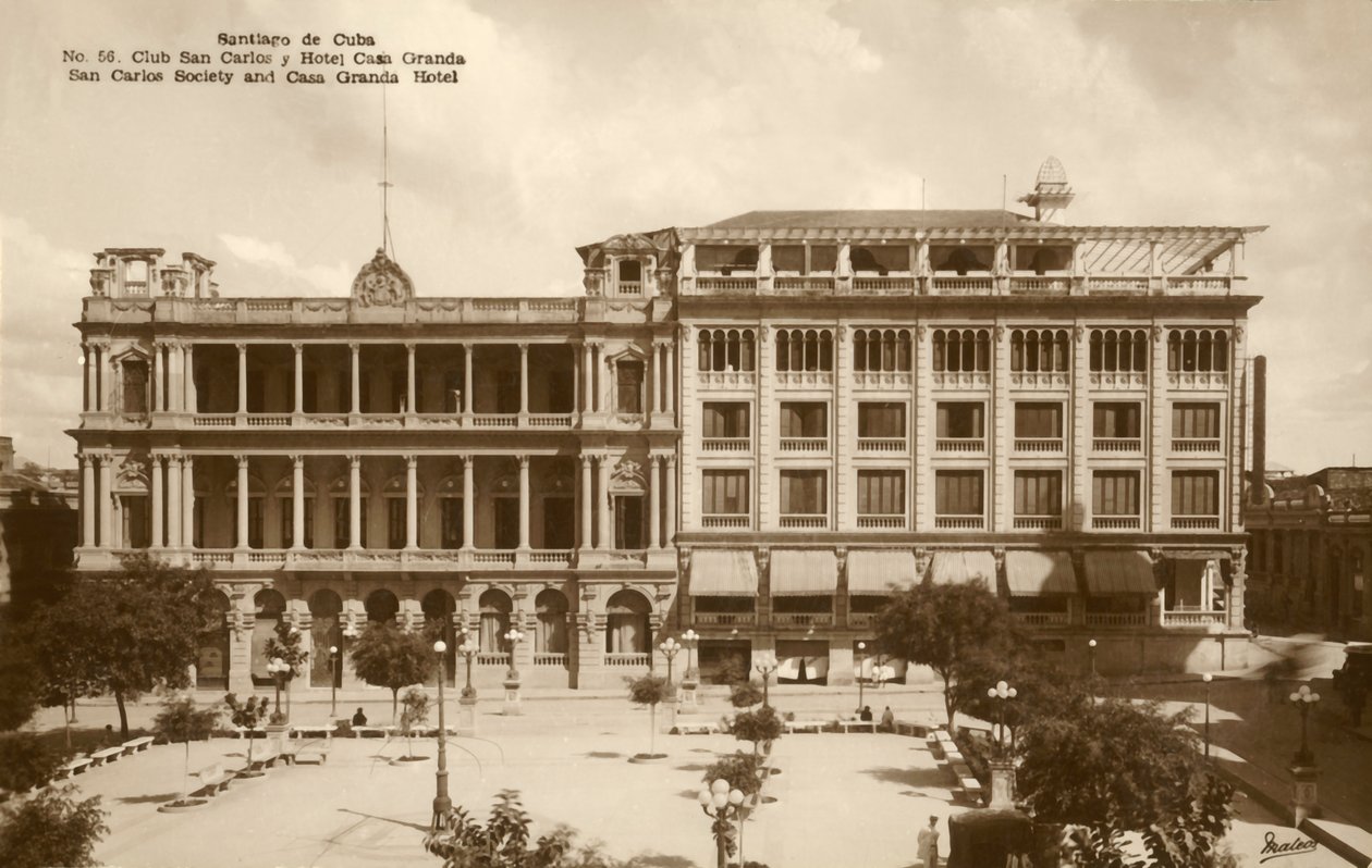Santiago de Cuba - Sociedade de San Carlos e Hotel Casa Granda, c1920s. de Unbekannt
