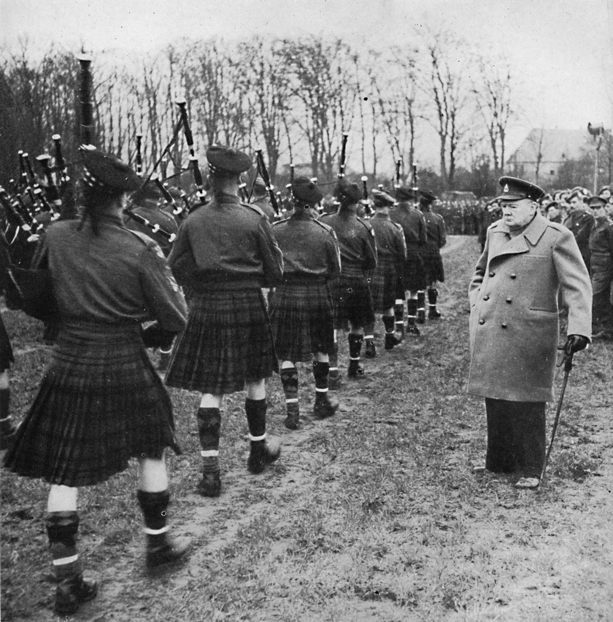Os Scotties desfilam em solo alemão, 1945 de Unbekannt