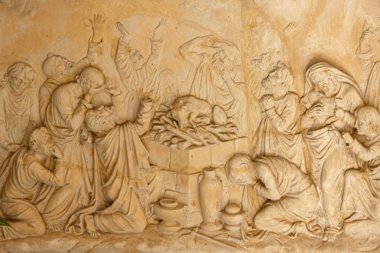 Escultura representando os sacerdotes de Baal (Ba