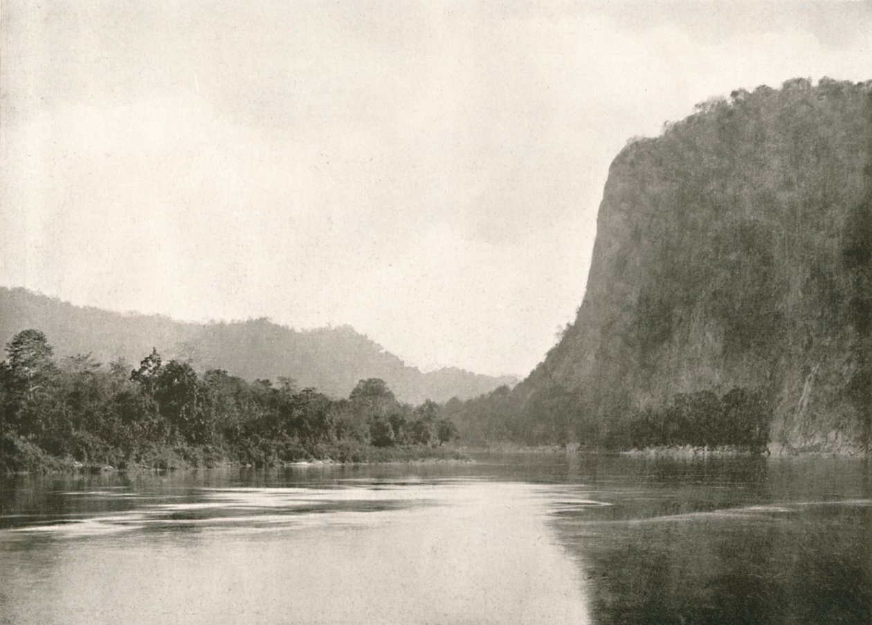 Segundo desfiladeiro no rio Irrawaddy, perto de Bhamo, 1900. de Unbekannt