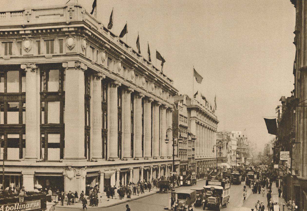 Selfridges e a última das antigas lojas da Oxford Street que o edifício engoliu, c1935. de Unbekannt