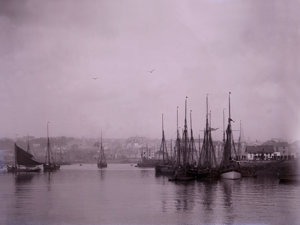 Navios no porto de Plymouth em Devon. de Unbekannt
