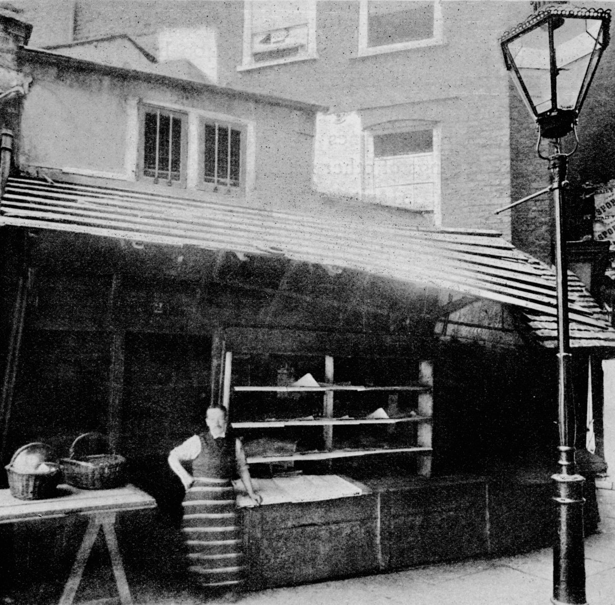Loja e energia solar, Clare Market, Londres, desde demolida, 1895 1904 de Unbekannt