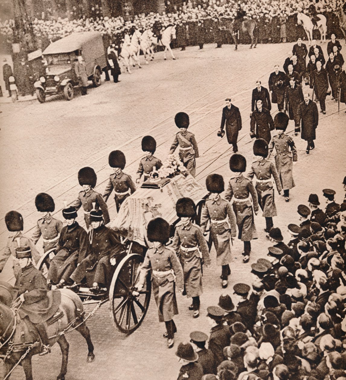 Majestade simples: caixão do rei Georges, coberto pelo Royal Standard, 1936 de Unbekannt