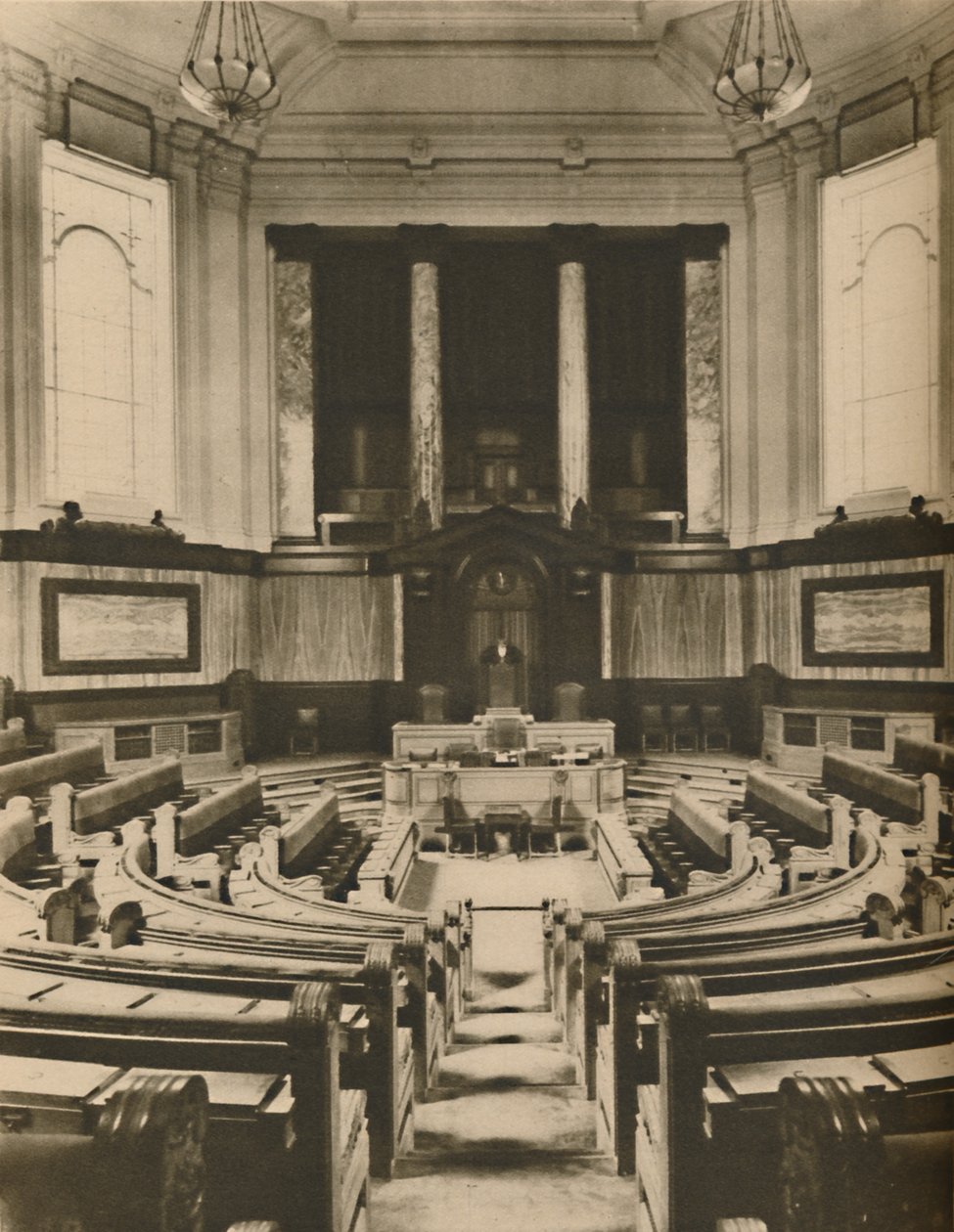 Esplêndido Salão das Deliberações dos Membros do Conselho do Condado de Londres, c1935. de Unbekannt