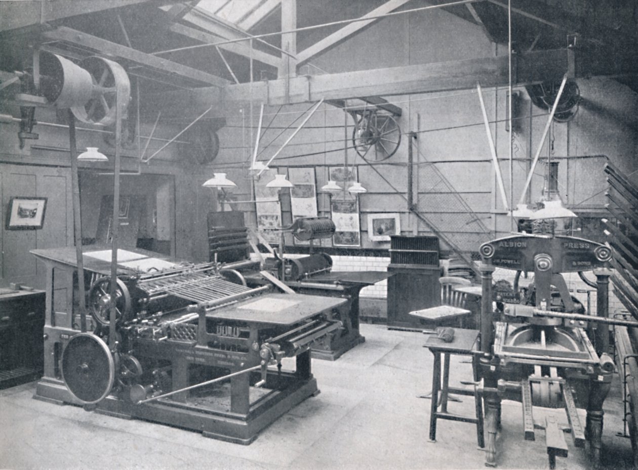 Escola da Fundação St. Bride. Sala de máquinas de tipografia, 1917 de Unbekannt