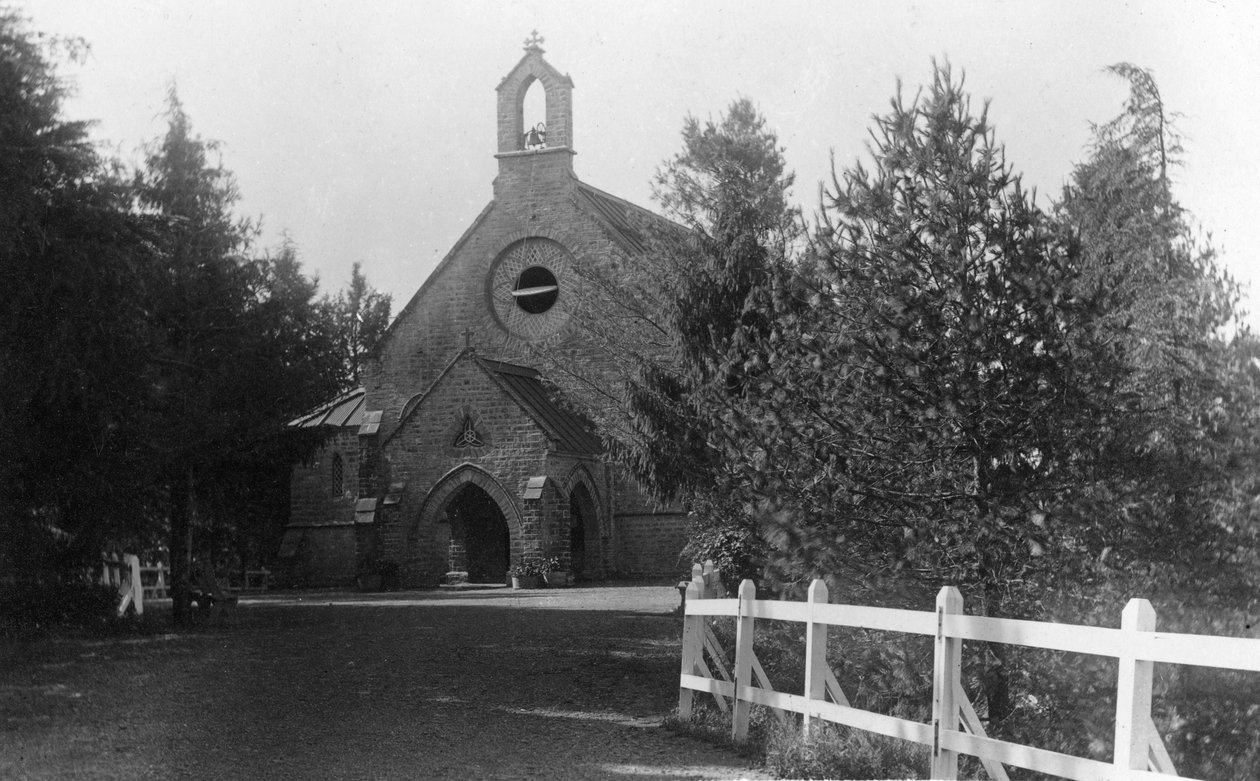 Igreja de St Hughs, Chakrata, Índia, 1917 de Unbekannt