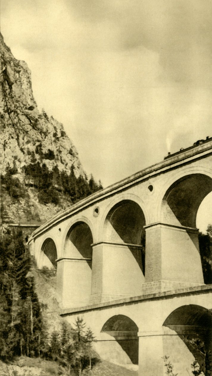 Locomotiva de vapor na estrada de ferro de Semmering, Baixa Áustria, c1935. de Unbekannt