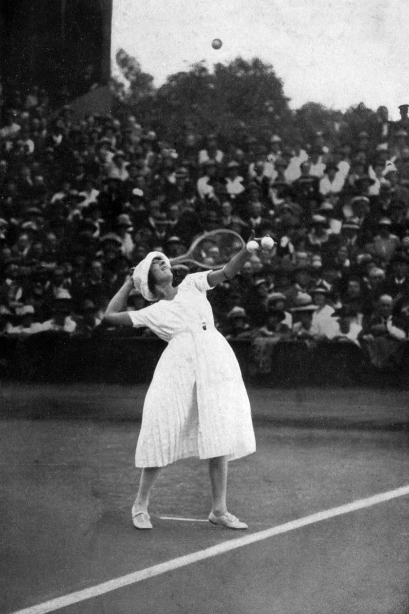 Suzanne Lenglen vencendo seu primeiro campeonato em Wimbledon, 1919, 1930 de Unbekannt