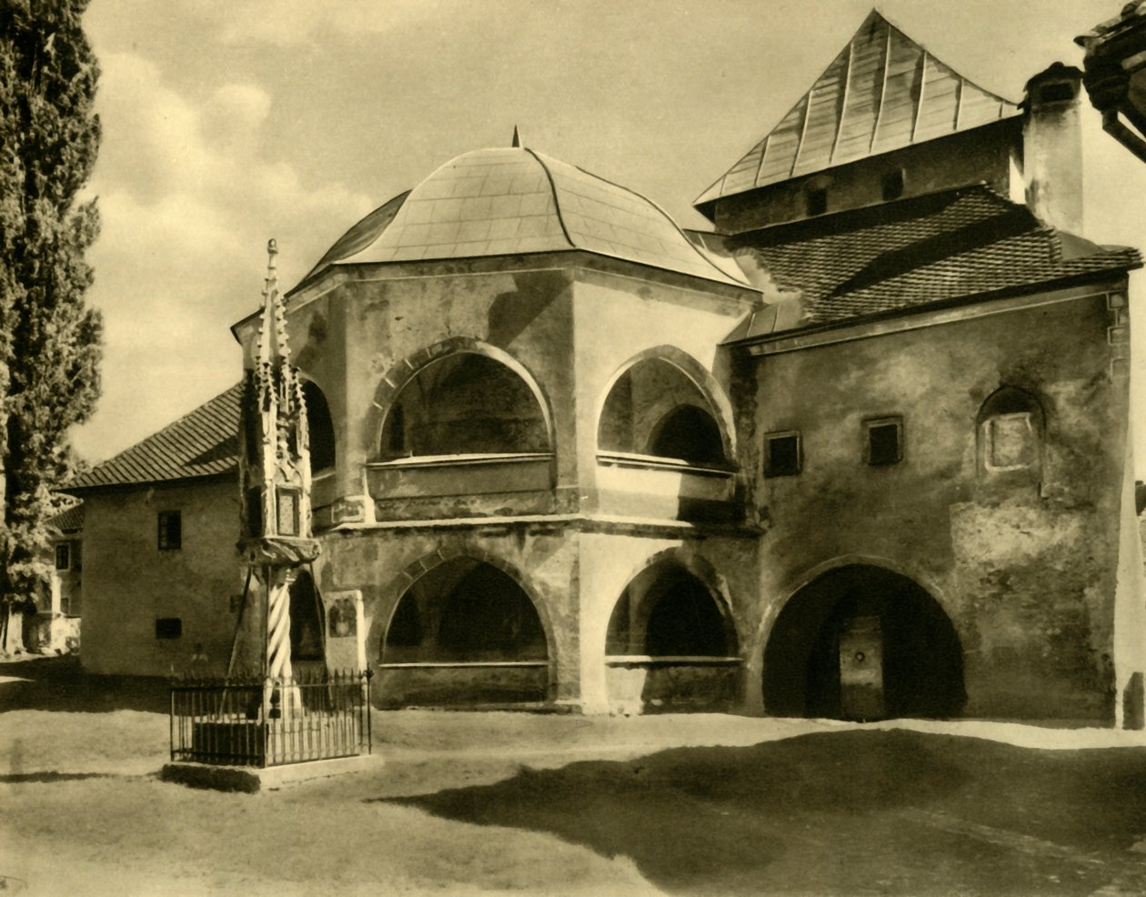 A Catedral, Maria Saal, Caríntia, Áustria, c1935. de Unbekannt