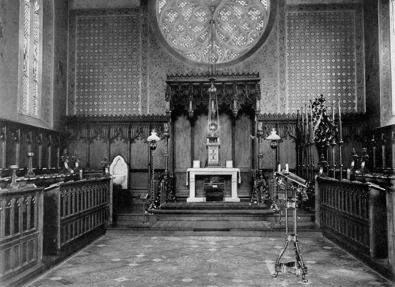 Capela-mor, Igreja Apostólica Católica, Albury Park, Surrey, 1904 de Unbekannt