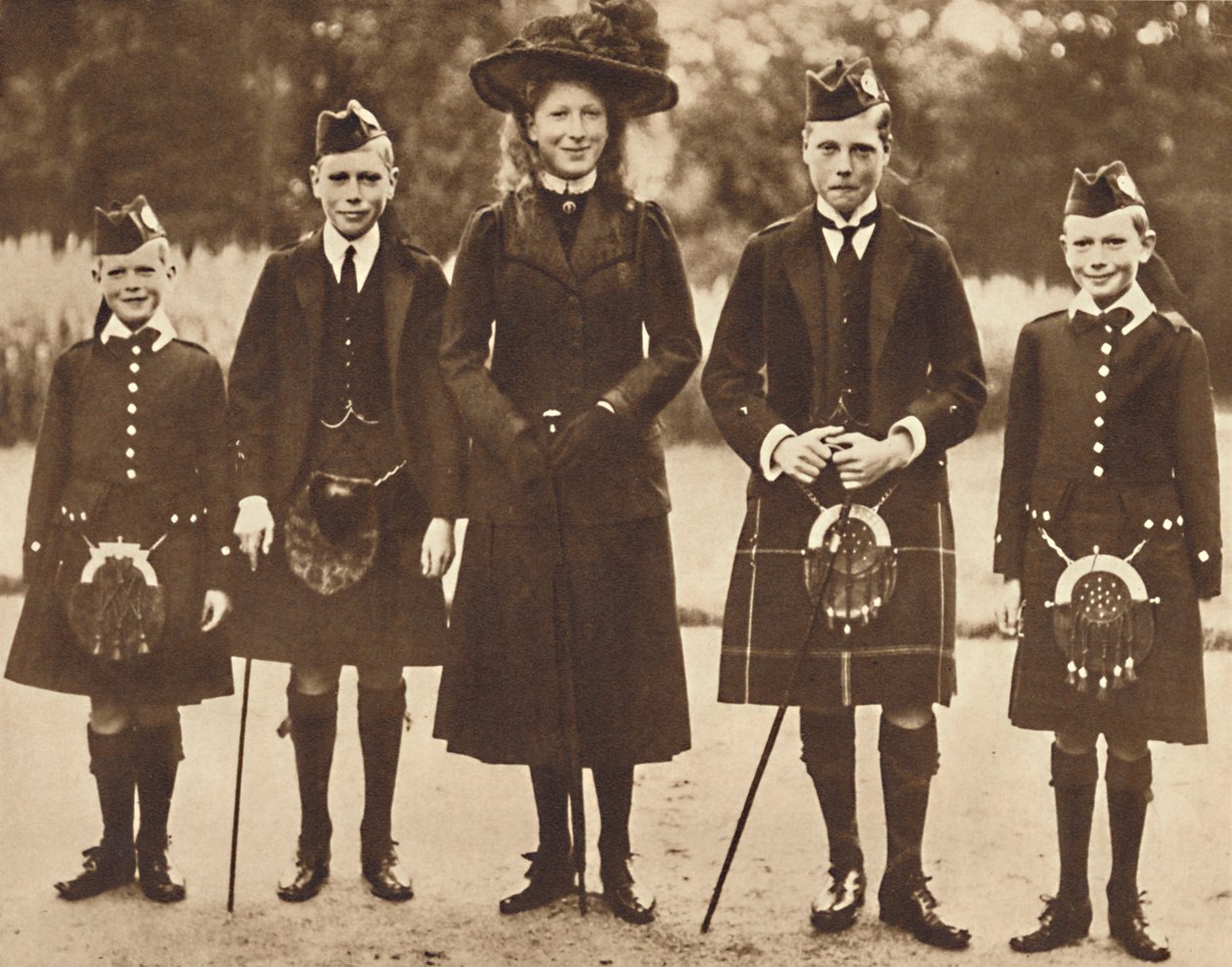 Os Filhos do Rei George V e Queen Mary, c1910, 1937. de Unbekannt
