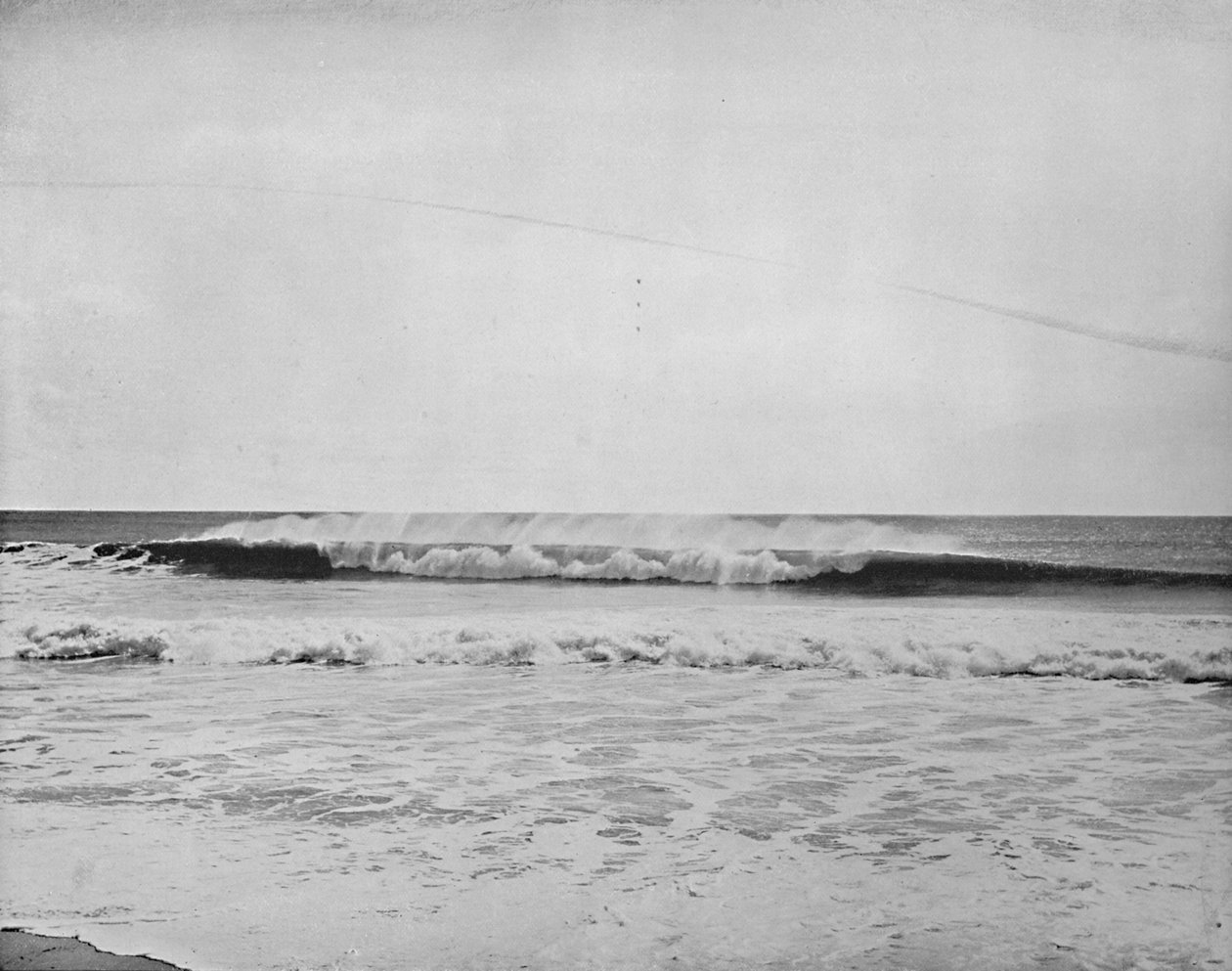 The Penting Wave, Costa de Nova Jersey, c1897. de Unbekannt