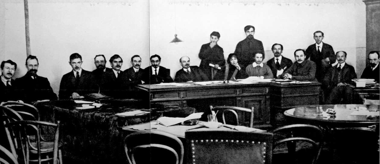 O Conselho dos Comissários dos Povos, Rússia, c1917-c1918. de Unbekannt