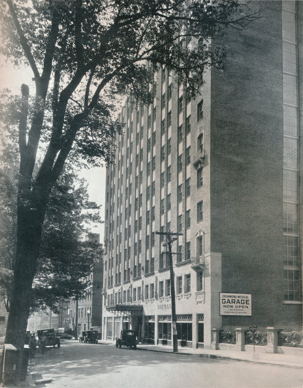 O Edifício Médico Drummond, Montreal, Canadá, 1932 de Unbekannt