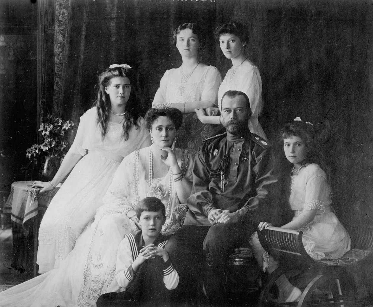 A família do czar Nicolau II da Rússia, década de 1910. de Unbekannt