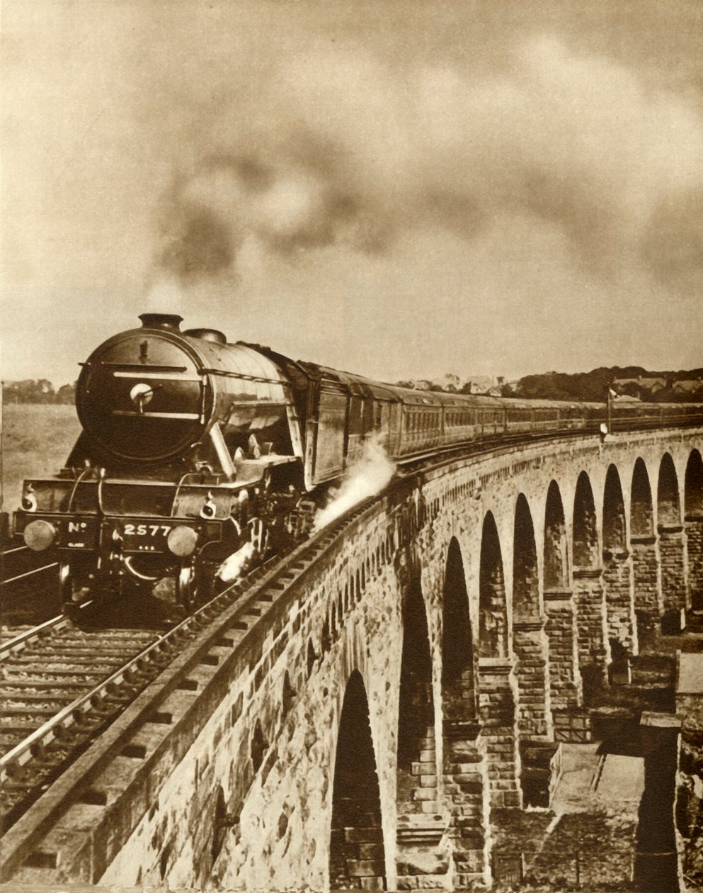 The Flying Scotsman ... corre sem parar entre Kings Cross e Newcastle, 11 de julho de 1927, 1935. de Unbekannt