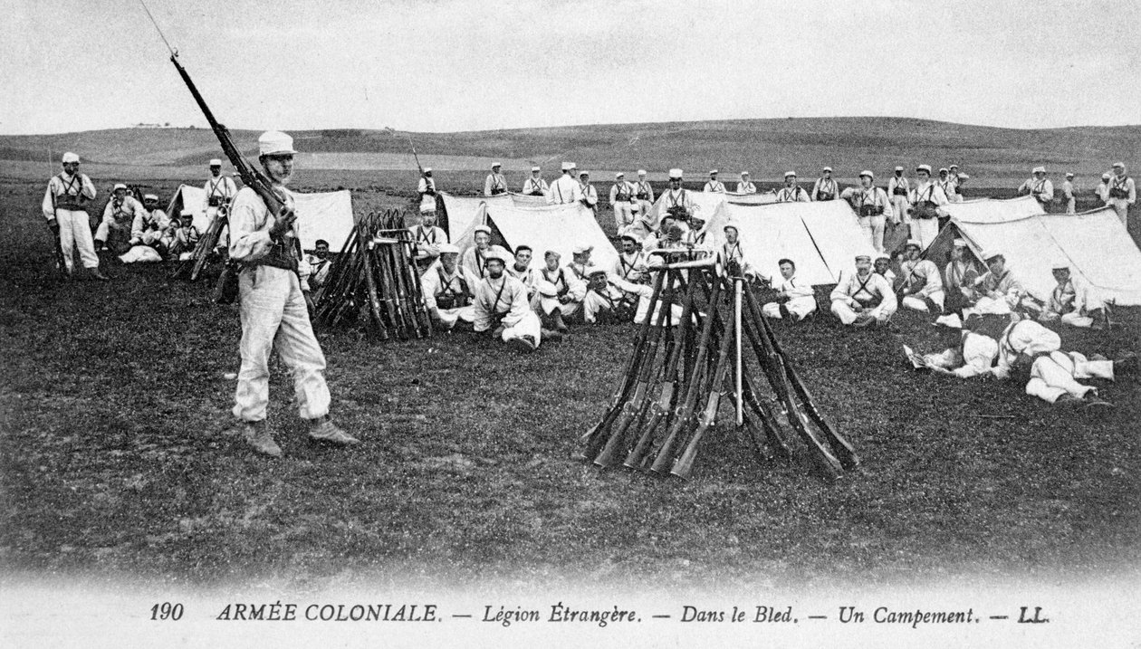 A Legião Estrangeira Francesa em seu acampamento, c1910 de Unbekannt