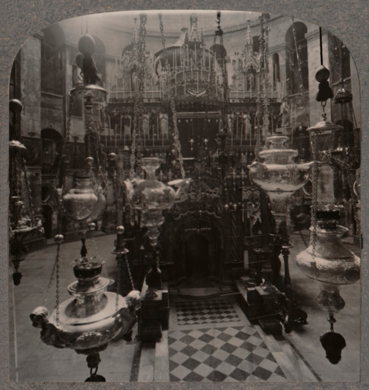 A Igreja da Santa Sepultura, Jerusalém, c1900 de Unbekannt