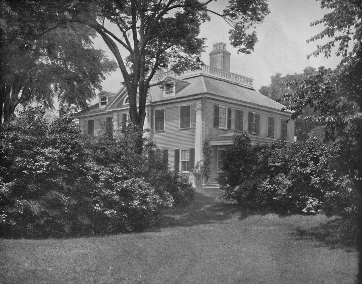 A Casa do Poeta Longfellow, Cambridge, Massachusetts, c1897. de Unbekannt