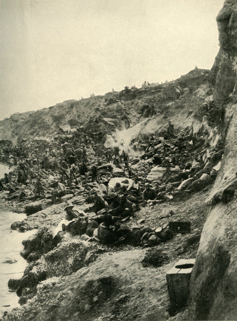 A aterrissagem na baía de Suvla, península de Gallipoli, Primeira Guerra Mundial, 1915, c1920. de Unbekannt