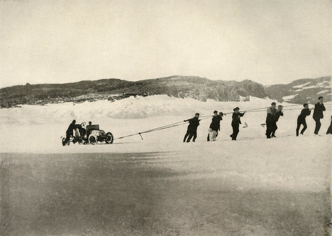 O automóvel na neve macia, após o retorno do navio, c1908, 1909. de Unbekannt