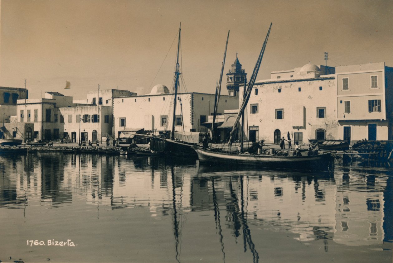 O antigo porto de Bizerta, Tunísia, 1936 de Unbekannt