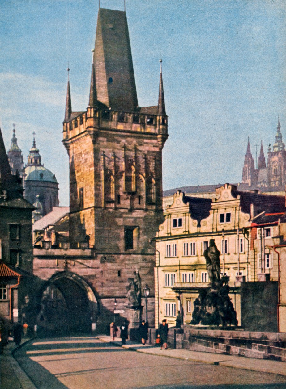A parte antiga da ponte do rei Charles, Praga, República Tcheca, 1943 de Unbekannt