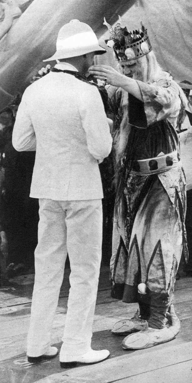 O Príncipe de Gales decorado pelo rei Netuno, HMS Repulse, 1925 de Unbekannt