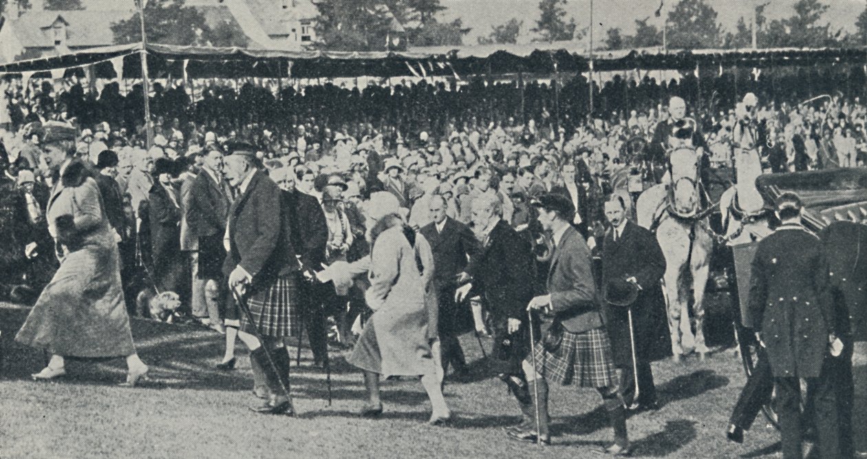 A família real na Escócia, c1930, 1937. de Unbekannt