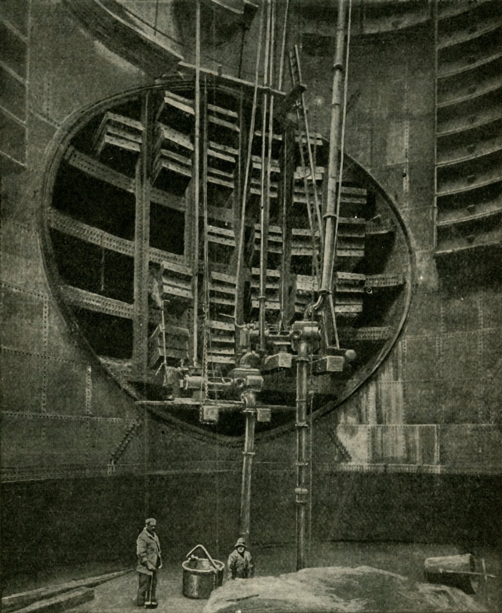 O eixo que conduz à entrada do túnel de Blackwall, 1901. de Unbekannt
