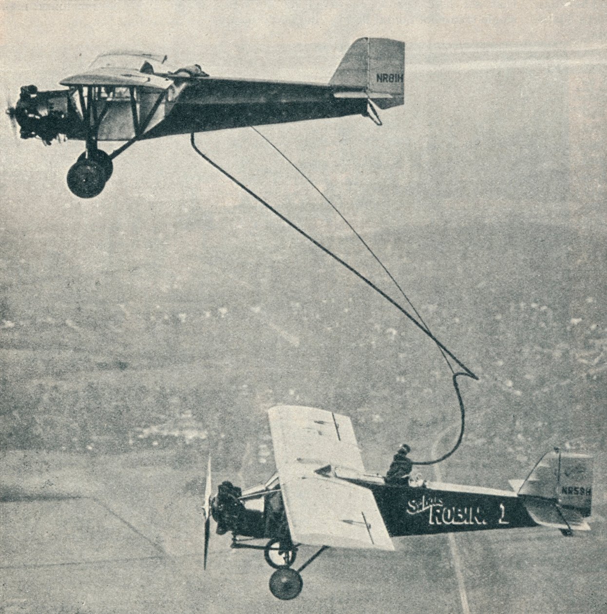 O reabastecimento de St Louis Robin, c1929 c1937 de Unbekannt