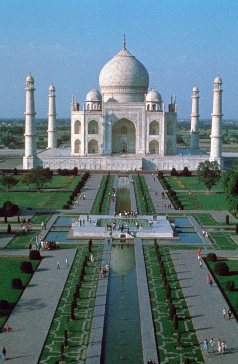 O Taj Mahal, do alto do portão de entrada, Agra, Índia de Unbekannt