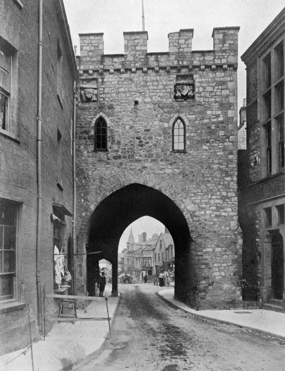 The Town Gate, Chepstow, Monmouthshire, País de Gales, 1924-1926 de Unbekannt