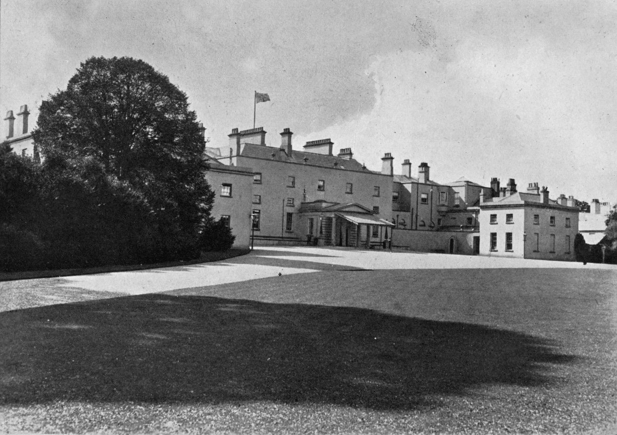 The Vice-Regal Lodge, Dublin, 1945 de Unbekannt
