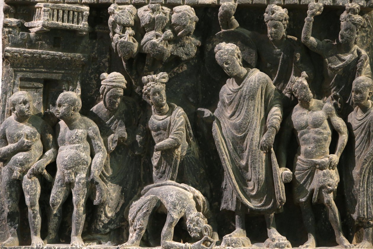 O Museu Victoria e Albert. Alívio mostrando um atentado contra a vida do Buda. 100-200. O xisto. Gandhara/Northwest Pakistan. Reino Unido. de Unbekannt