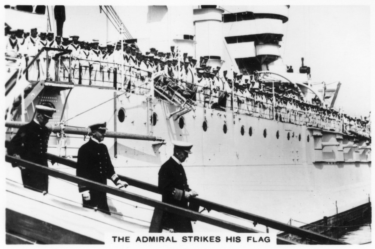 O almirante acenando sua bandeira, HMS Warspite, 1937 de Unbekannt