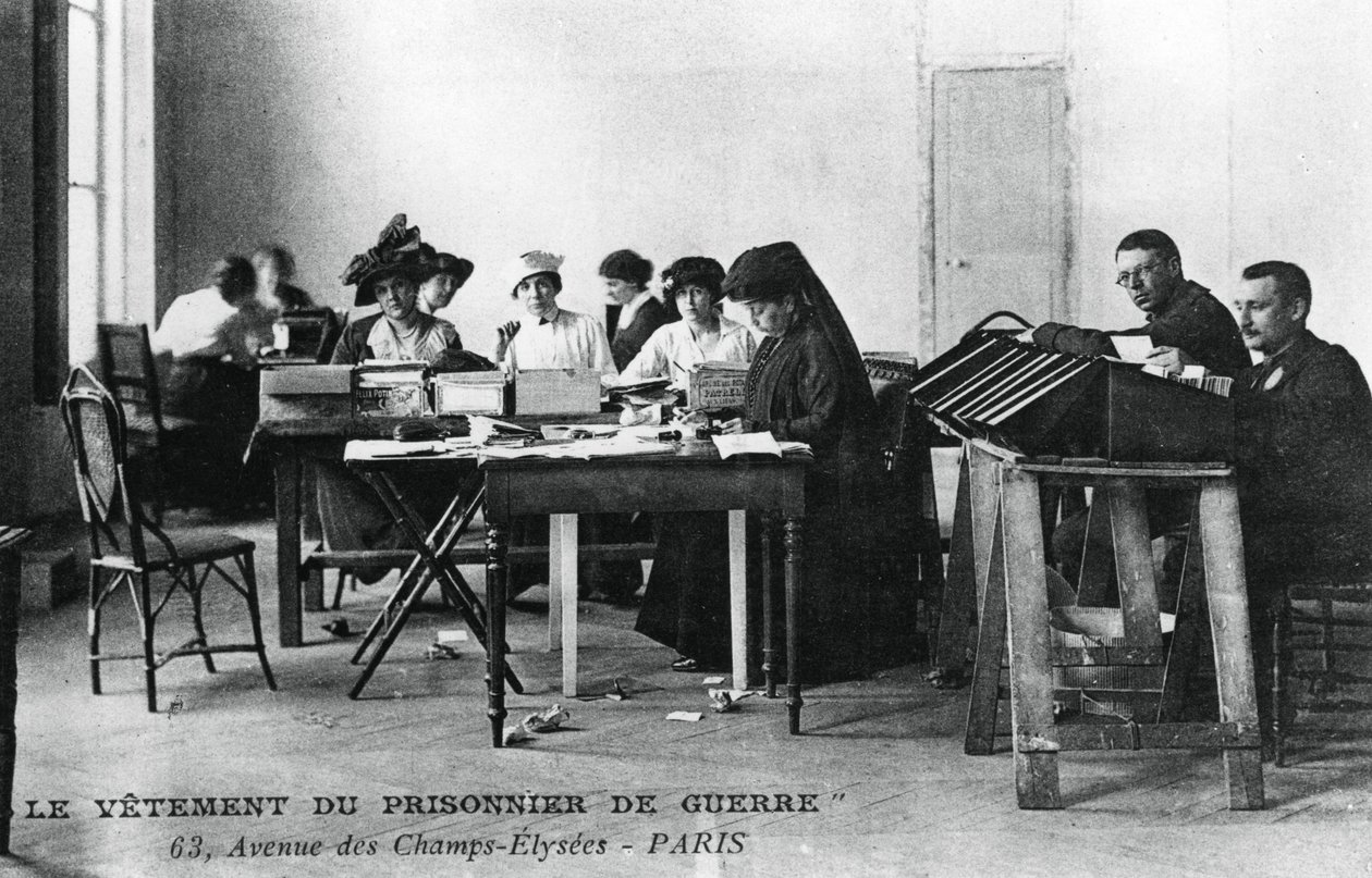As roupas do prisioneiro de guerra, Champs-Élysées, Paris, Primeira Guerra Mundial, 1914-1918 de Unbekannt