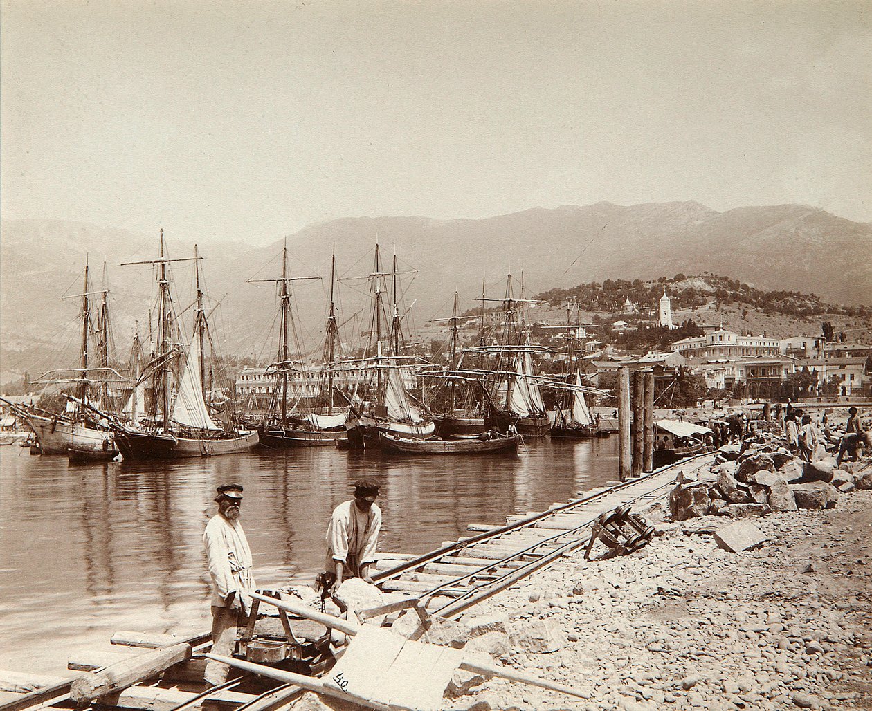 A construção de um píer em Yalta, na Crimeia, final do século XIX de Unbekannt