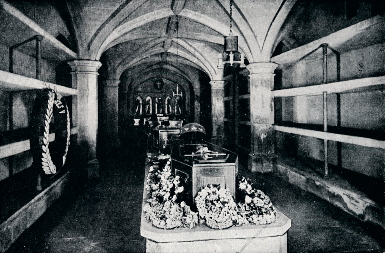 A cripta sob a capela-mor da capela de St Georges, Castelo de Windsor, 1910 1911 de Unbekannt