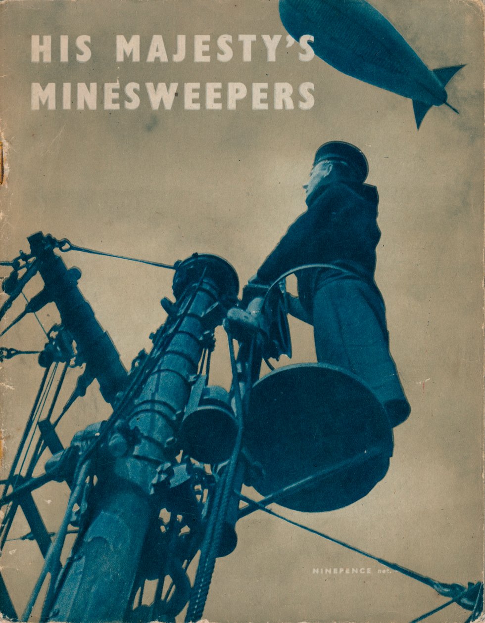 A primeira página de Seus Majestys Minesweepers, 1943 de Unbekannt