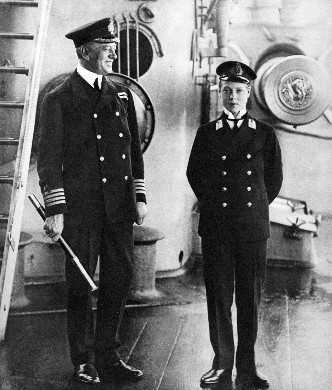 O futuro rei Edward VIII como um soldado de marinha em HMS Hindustan, c1910 de Unbekannt