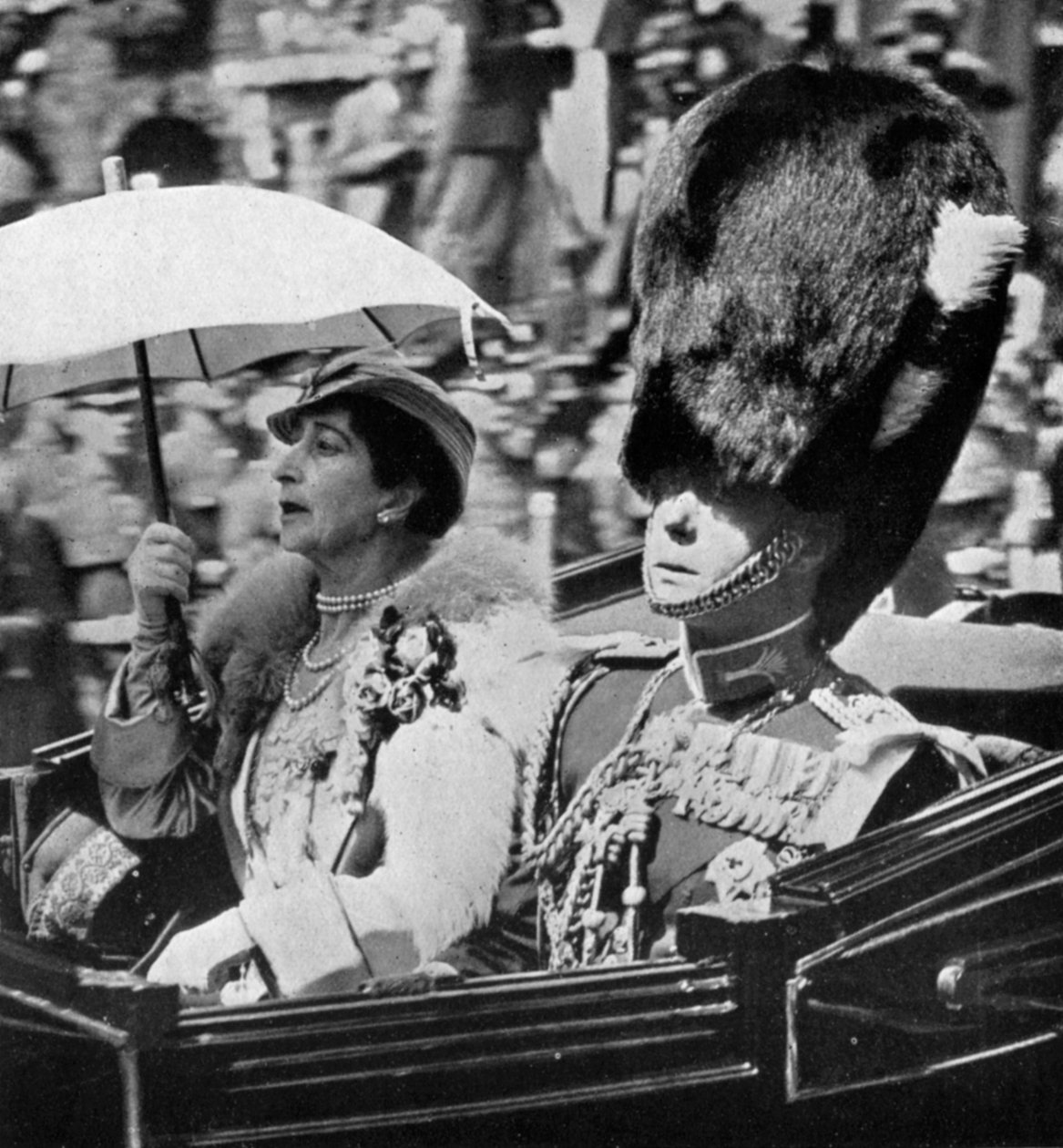O futuro rei Eduardo VII 1894-1972 e rainha Maud da Noruega 1869-1938, 1935 de Unbekannt