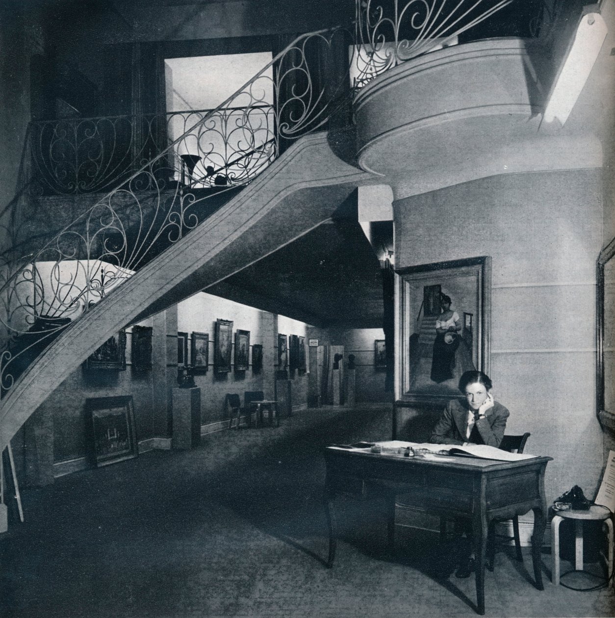 A galeria do térreo do American-British Art Centre, c1941 de Unbekannt