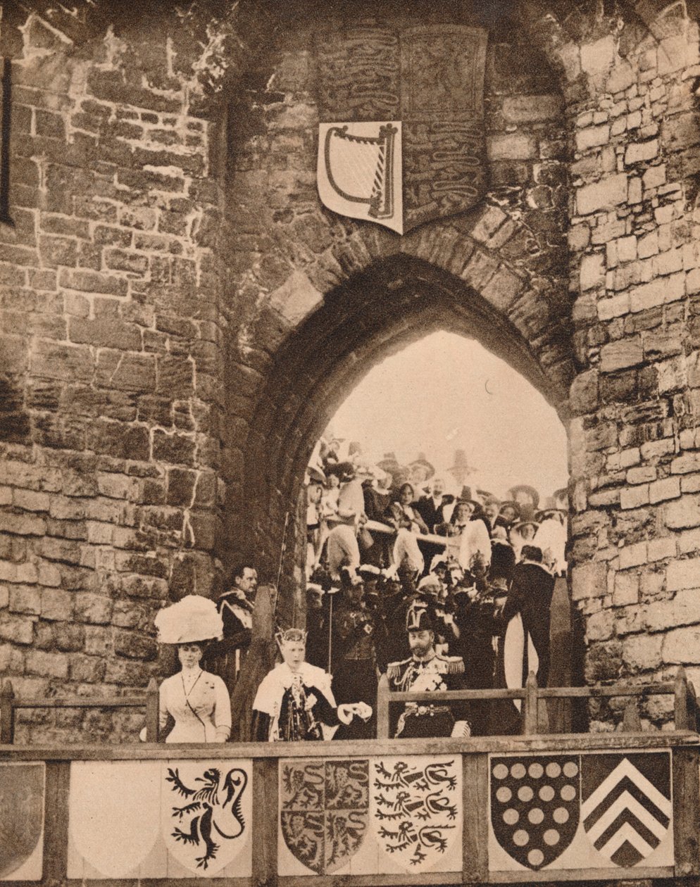 A investidura do príncipe de Gales no castelo de Caernarvon, 13 de julho de 1911 1935 de Unbekannt